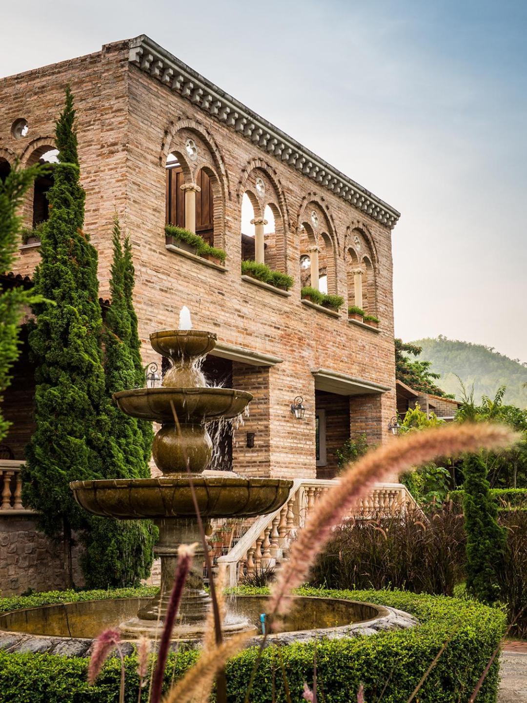 La Toscana Suan Phueng Luaran gambar