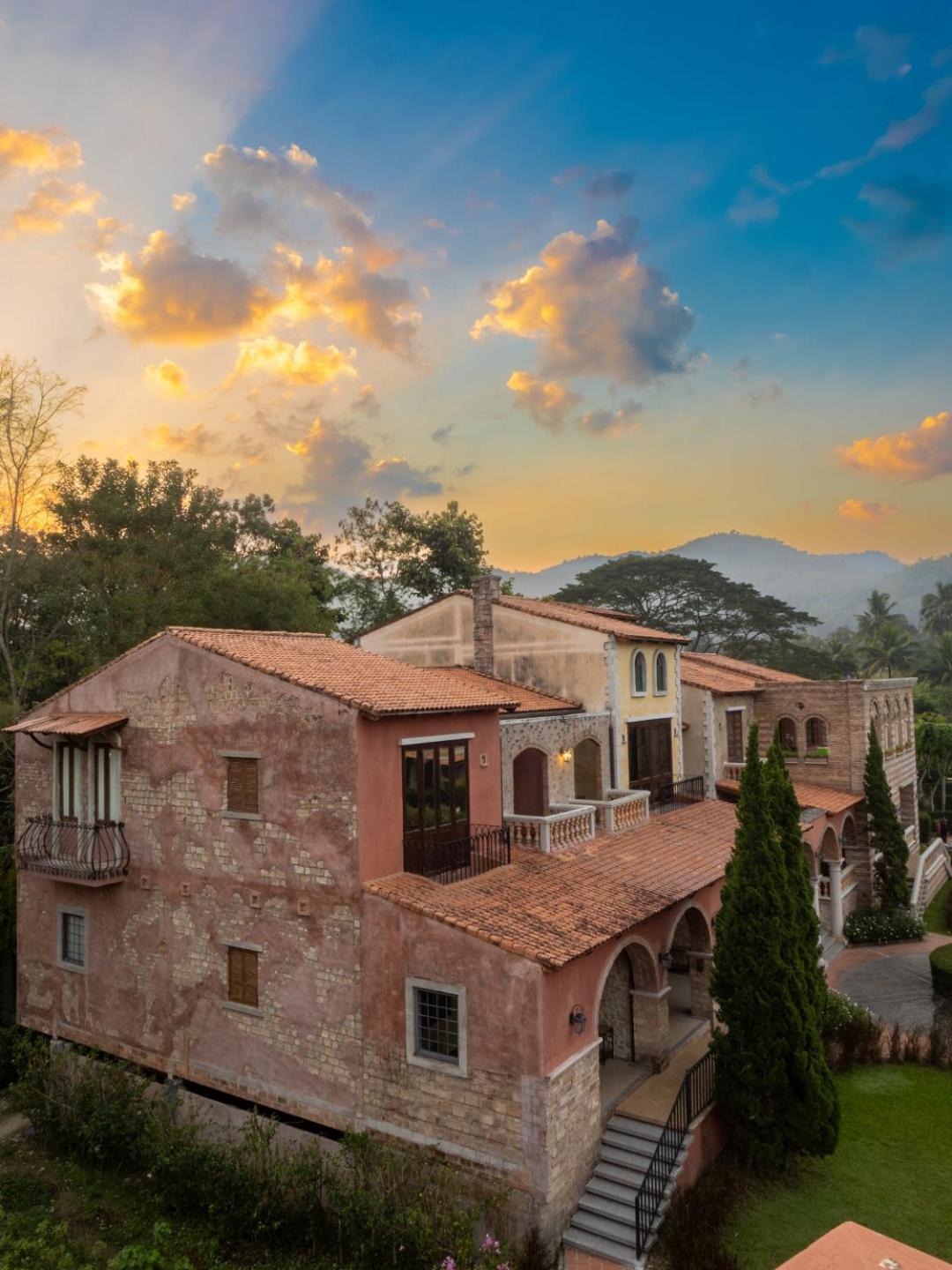 La Toscana Suan Phueng Luaran gambar